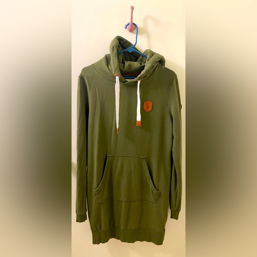 Wanakome Women’s Long Sweater